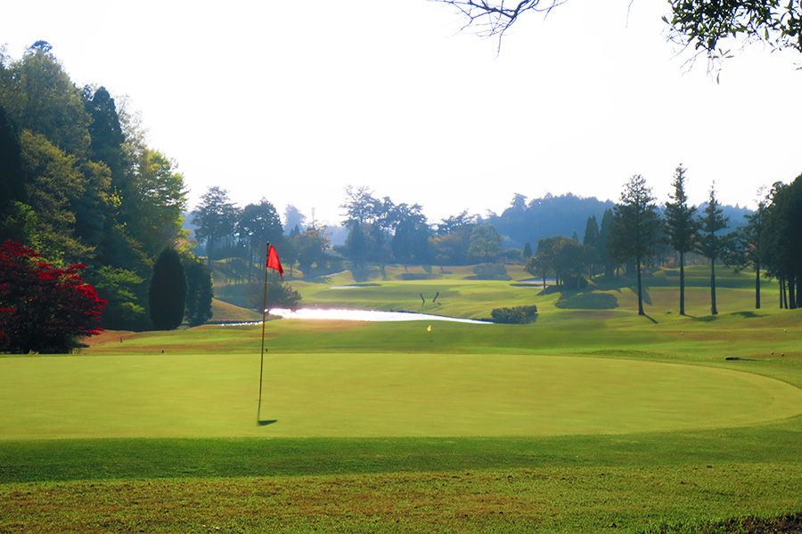 コムウッドゴルフクラブOUTコースHOLE4の写真
