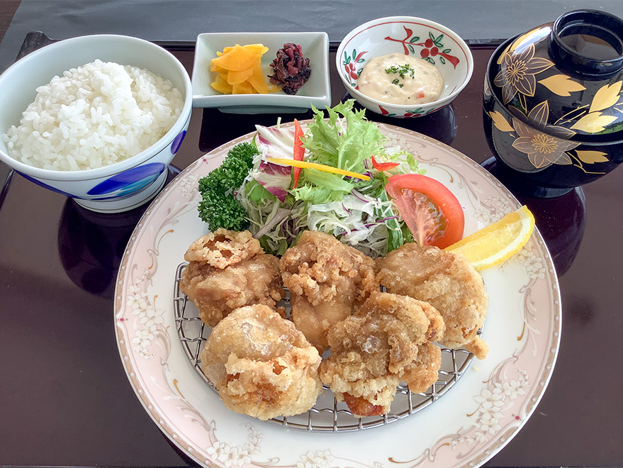 鶏唐揚げ定食