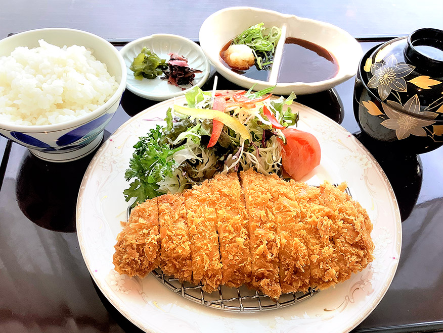 とんかつ定食