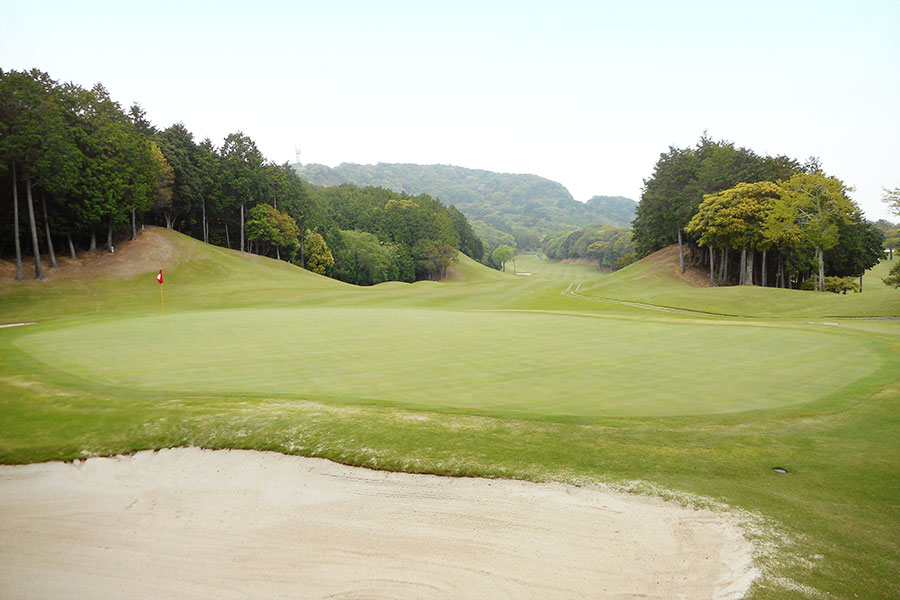 伊勢志摩カントリークラブOUTコースHOLE1の写真