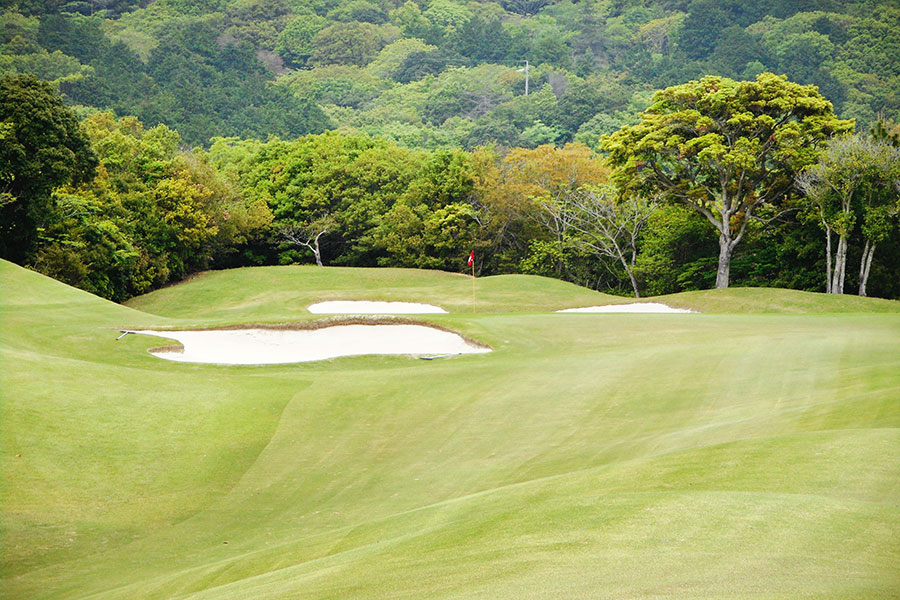 伊勢志摩カントリークラブOUTコースHOLE2の写真