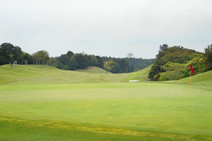 伊勢志摩カントリークラブOUTコースHOLE2の写真