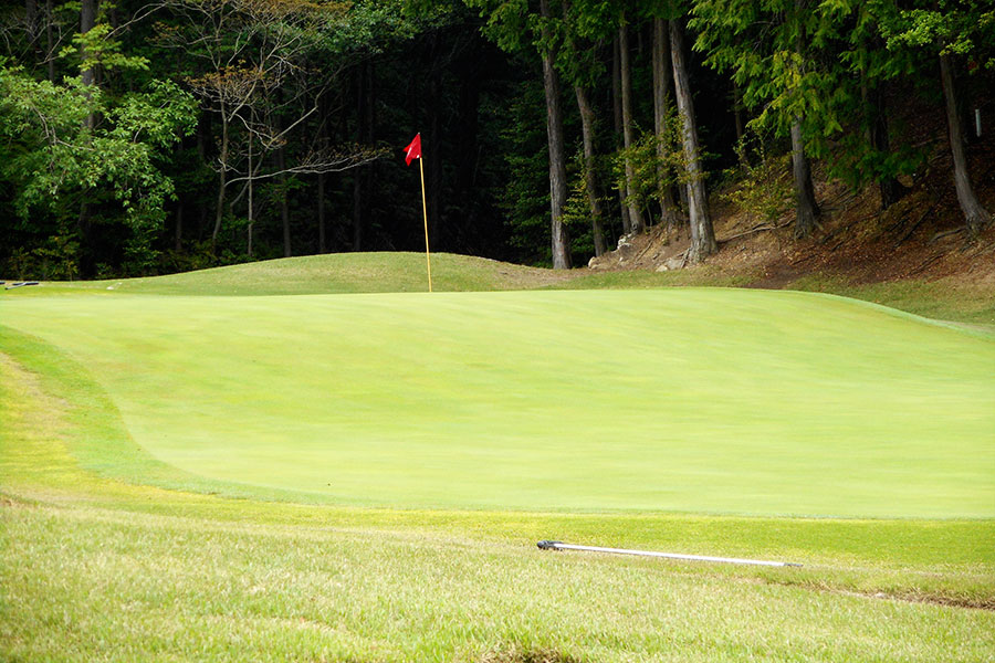 伊勢志摩カントリークラブOUTコースHOLE4の写真