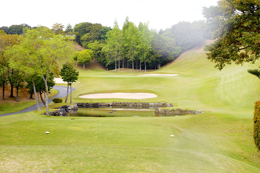 伊勢志摩カントリークラブOUTコースHOLE8の写真