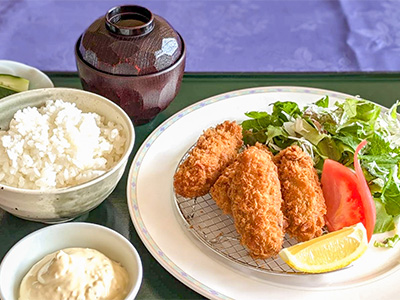 カキフライ定食（広島産）