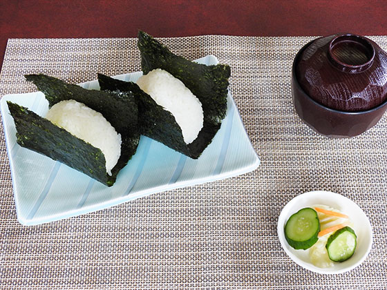 朝食