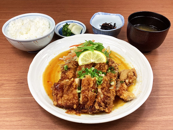 油淋鶏(ユーリンチー)