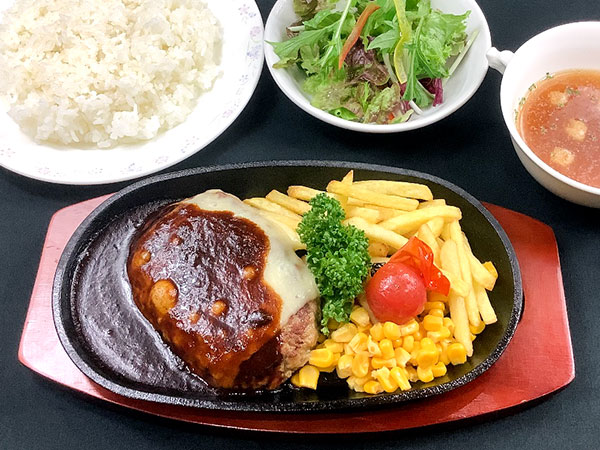 チーズハンバーグ