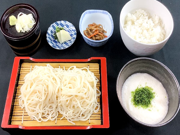 ざる温麺と とろろ飯膳