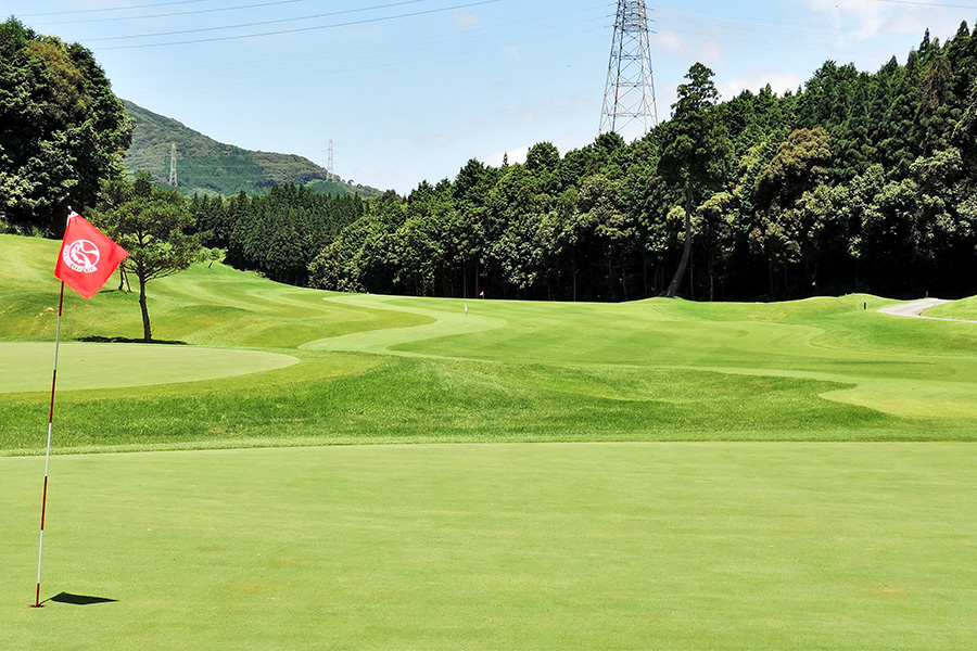佐賀ロイヤルゴルフクラブOUTコースHOLE6の写真