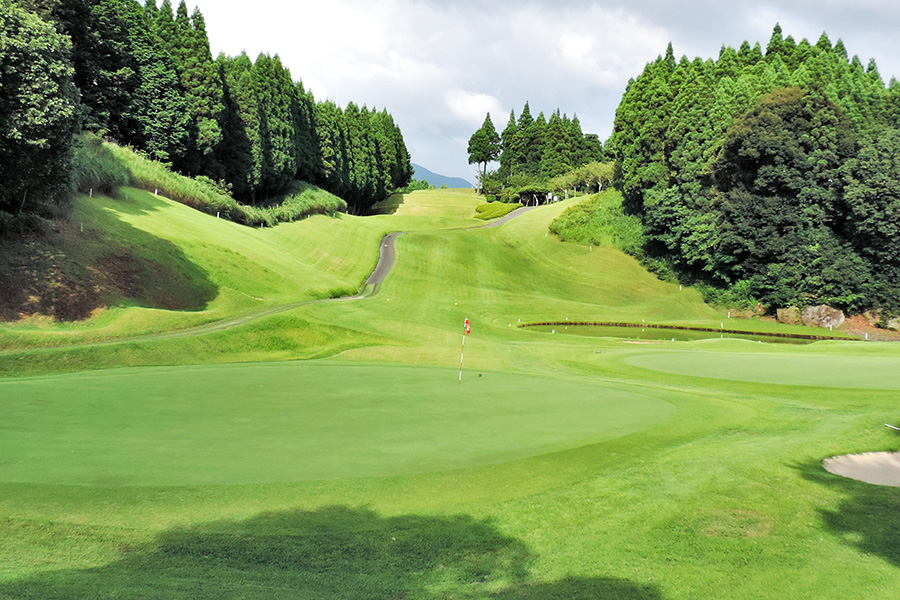 佐賀ロイヤルゴルフクラブINコースHOLE12の写真