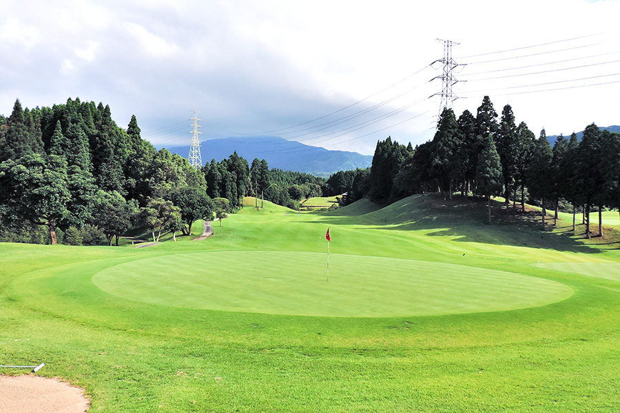 佐賀ロイヤルゴルフクラブINコースHOLE15の写真