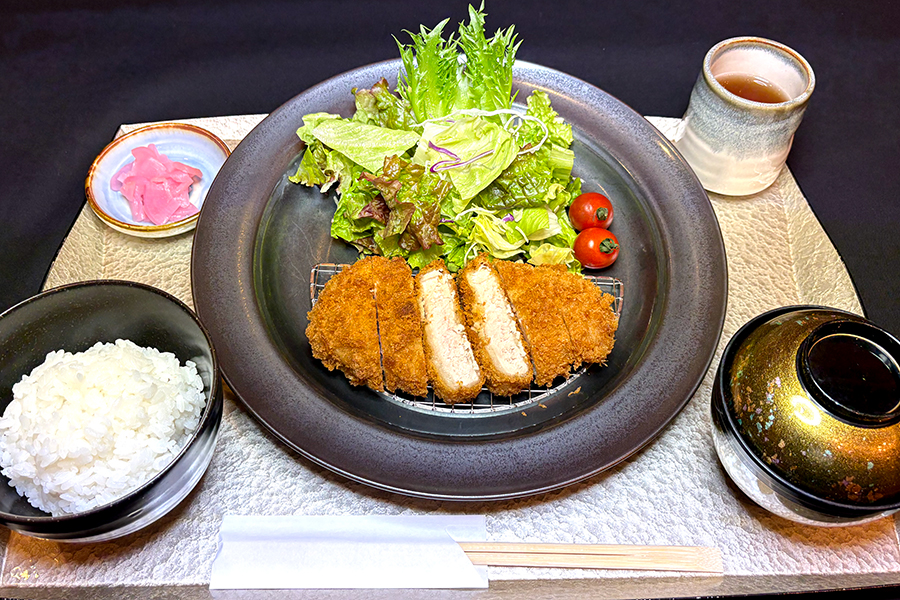 とんかつ定食