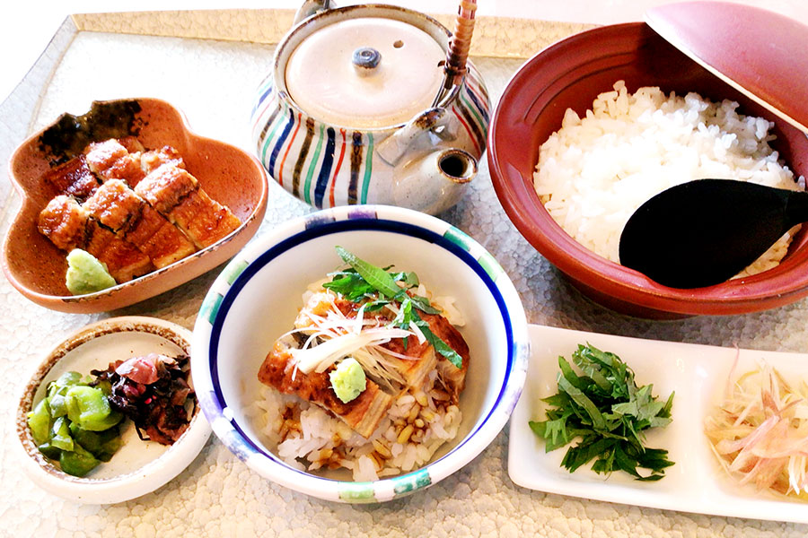 冷やし鰻出し茶漬け